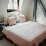 Iii Rhein Charme Gemuetlichkeit, Style & Geschichte Bei Katrin Und Familie Iii Appartement