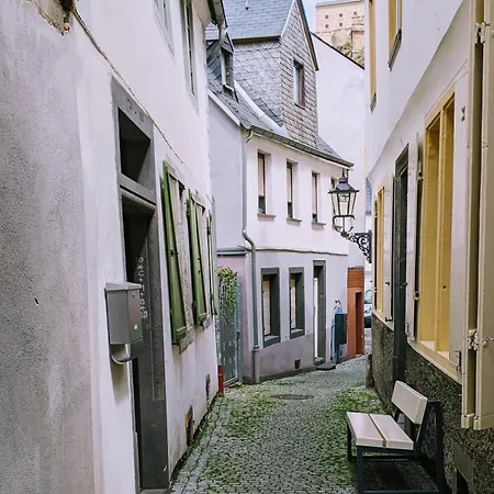 Lejlighed Iii Rhein Charme Gemuetlichkeit, Style & Geschichte Bei Katrin Und Familie Iii