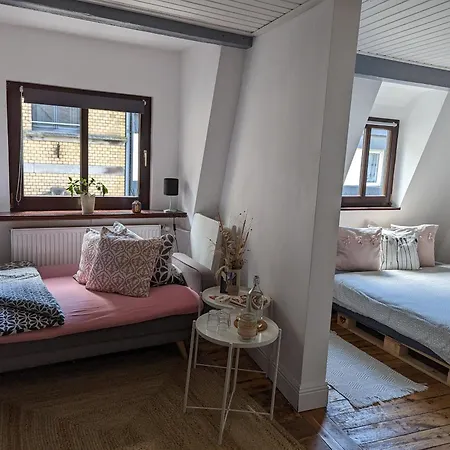 Iii Rhein Charme Gemuetlichkeit, Style & Geschichte Bei Katrin Und Familie Iii Koblenz (Rhineland-Palatinate)