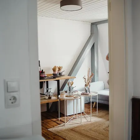 Apartamento Iii Rhein Charme Gemütlichkeit, Style&geschichte Bei Katrin Und Familie Iii