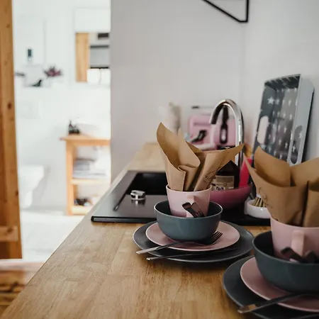 Apartman Iii Rhein Charme Gemuetlichkeit, Style & Geschichte Bei Katrin Und Familie Iii Koblenz