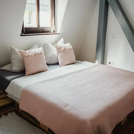Iii Rhein Charme Gemuetlichkeit, Style & Geschichte Bei Katrin Und Familie Iii Apartament