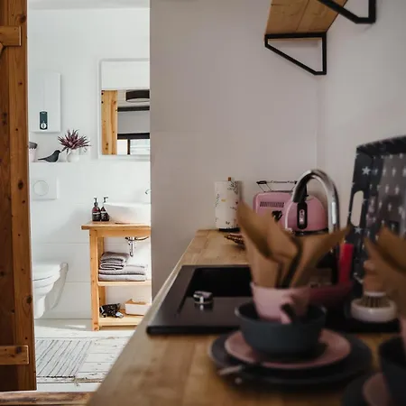 Apartament Iii Rhein Charme Gemuetlichkeit, Style & Geschichte Bei Katrin Und Familie Iii Koblencja