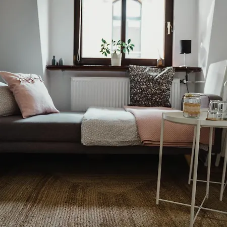 Iii Rhein Charme Gemuetlichkeit, Style & Geschichte Bei Katrin Und Familie Iii * Koblenz (Rhineland-Palatinate)