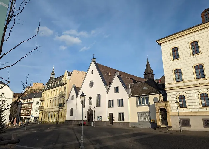 Iii Rhein Charme Gemuetlichkeit, Style & Geschichte Bei Katrin Und Familie Iii * Koblenz (Rhineland-Palatinate)