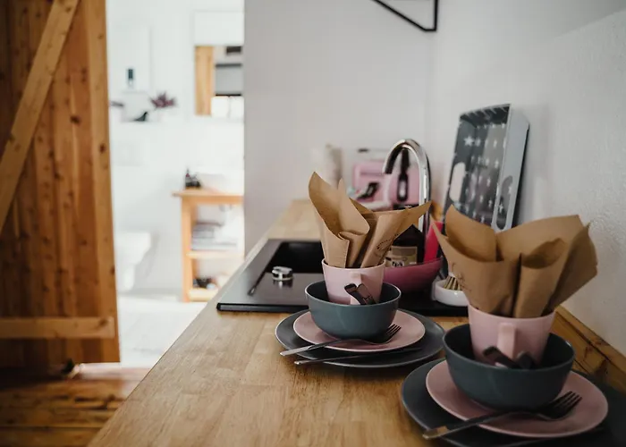 Apartman Iii Rhein Charme Gemuetlichkeit, Style & Geschichte Bei Katrin Und Familie Iii Koblenz