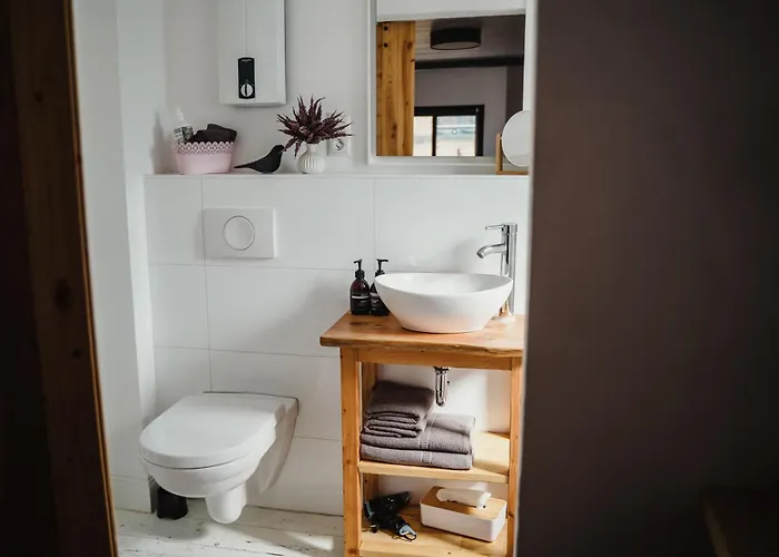 Iii Rhein Charme Gemuetlichkeit, Style & Geschichte Bei Katrin Und Familie Iii Koblenz