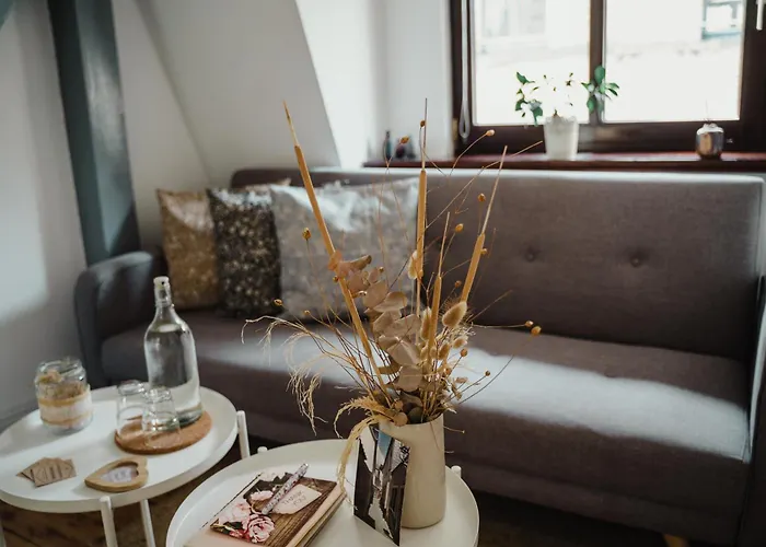 Iii Rhein Charme Gemuetlichkeit, Style & Geschichte Bei Katrin Und Familie Iii