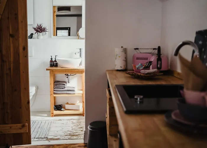 Iii Rhein Charme Gemuetlichkeit, Style & Geschichte Bei Katrin Und Familie Iii *