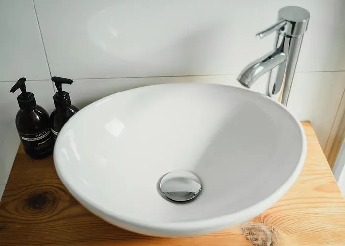 Appartement Iii Rhein Charme Gemuetlichkeit, Style & Geschichte Bei Katrin Und Familie Iii Koblenz (Rhineland-Palatinate)